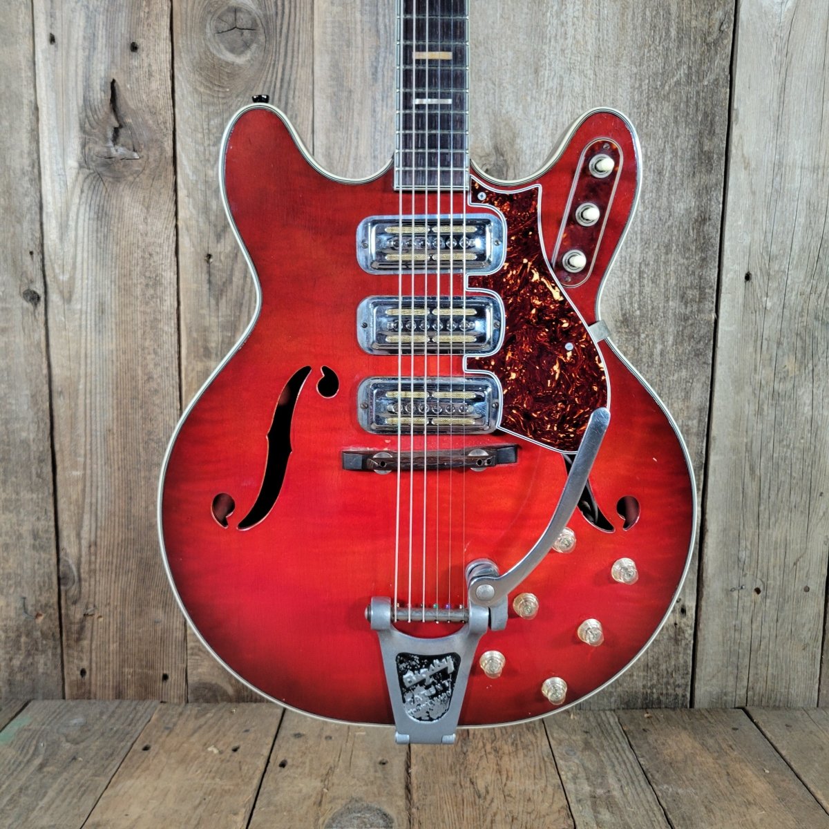 Harmony H77 Hollowbody Electric 1963 (Pre - H78 Model) - Mahar's Vintage Guitars