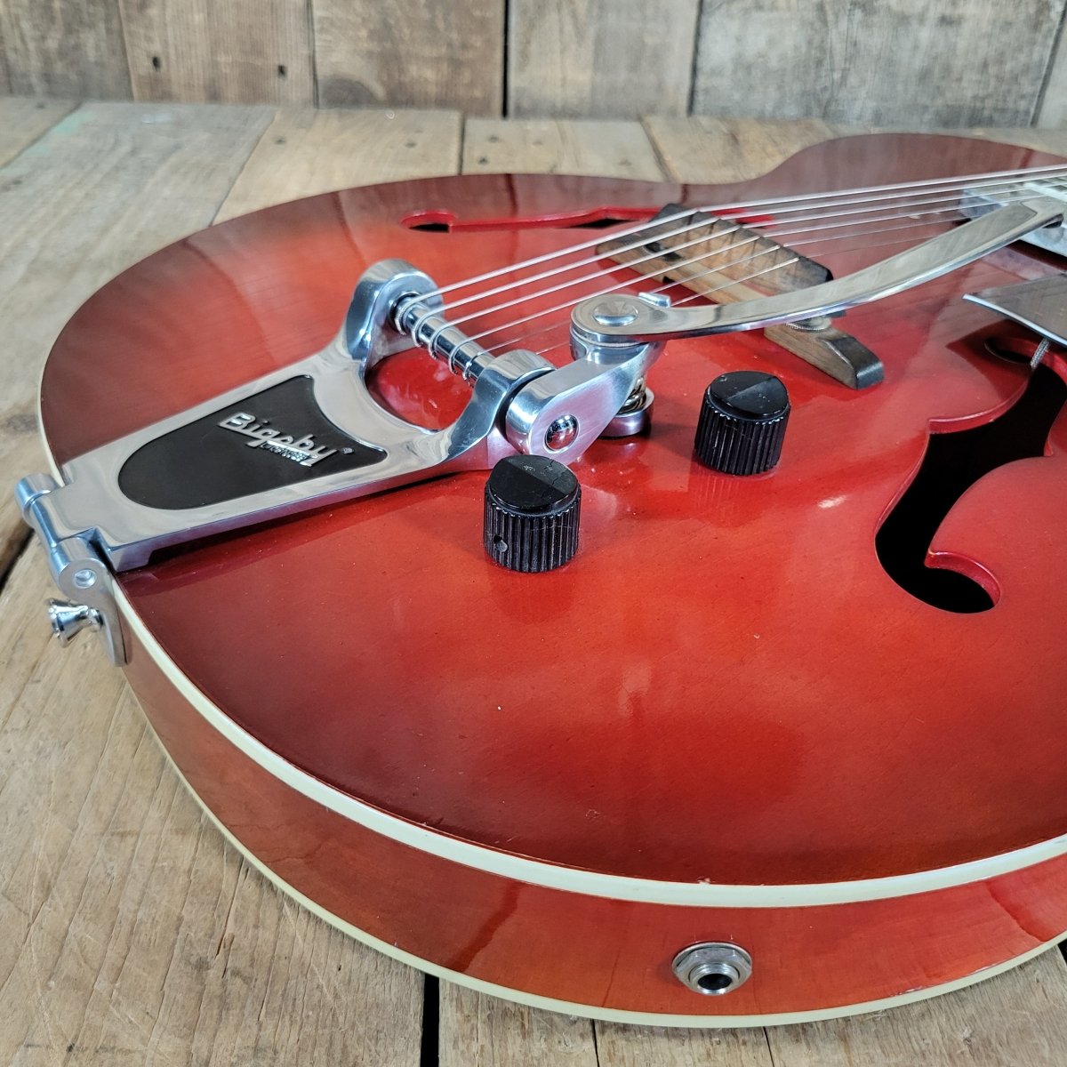 Harmony Rocket H53 Red with Bigsby with Floating Jazz Pickup - Nickel 1960s - Mahar's Vintage Guitars