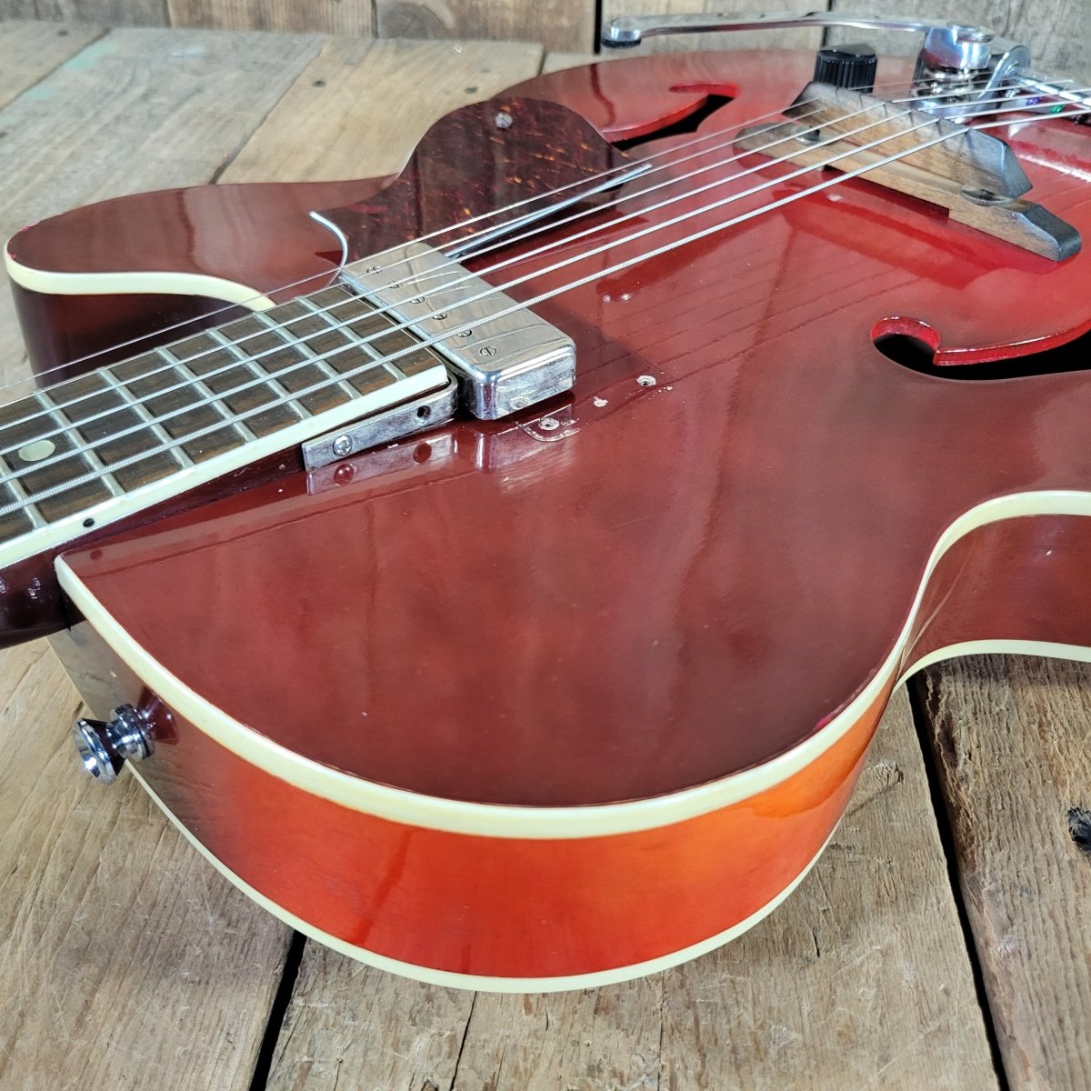 Harmony Rocket H53 Red with Bigsby with Floating Jazz Pickup - Nickel 1960s - Mahar's Vintage Guitars
