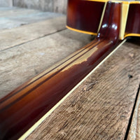 Hofner 457 S E2 1960's Sunburst - Mahar's Vintage Guitars