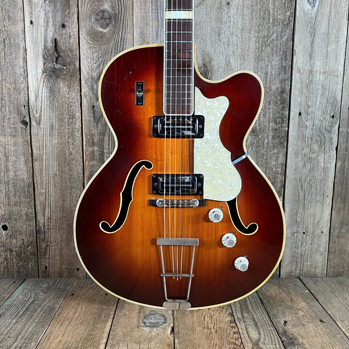 Hofner 457 S E2 1960's Sunburst - Mahar's Vintage Guitars