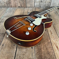 Hofner 457 S E2 1960's Sunburst - Mahar's Vintage Guitars