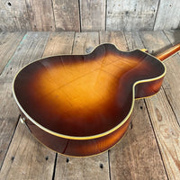 Hofner 457 S E2 1960's Sunburst - Mahar's Vintage Guitars