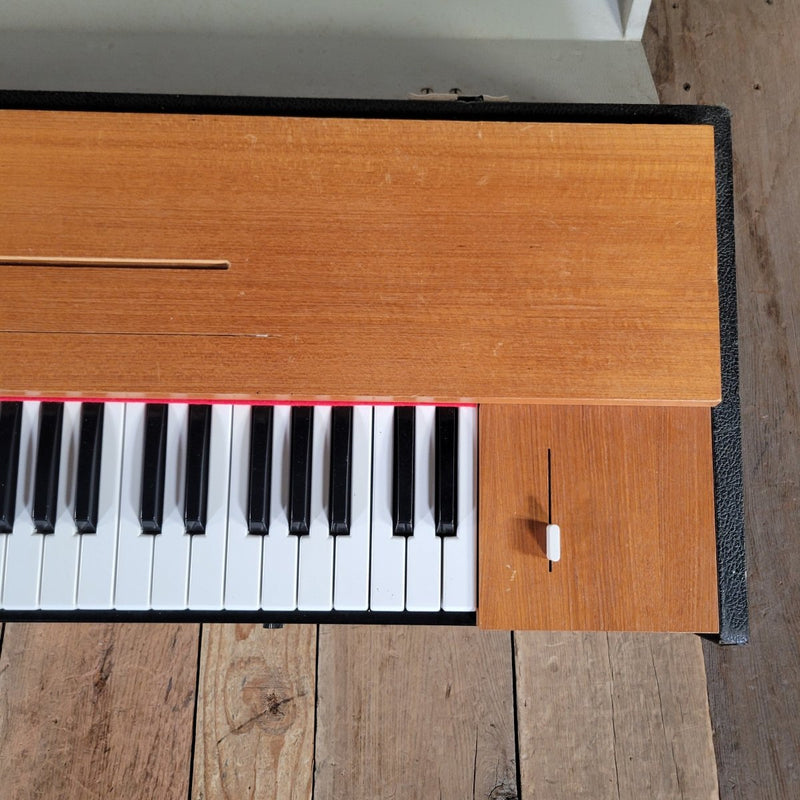 Hohner Clavinet D6 – Vintage 1970s Funk Keyboard | Original Classic Electric Clav - Mahar's Vintage Guitars