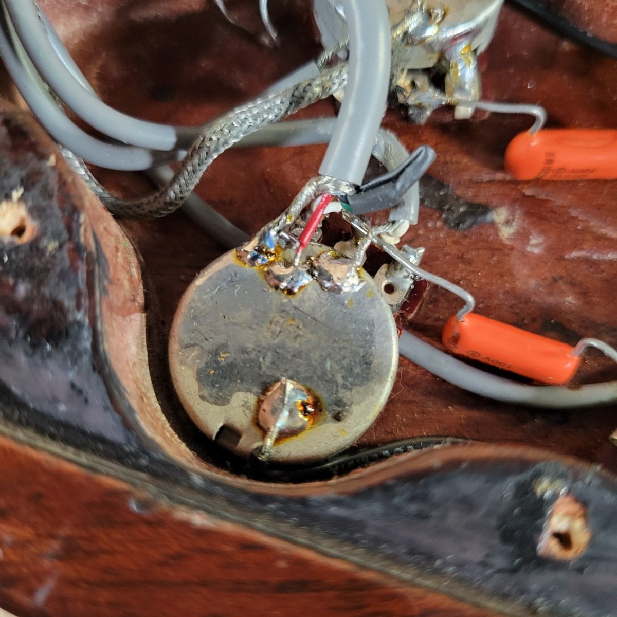 Ibanez Artist 2663 Iceman 1975 Sunburst with original hard case - Mahar's Vintage Guitars