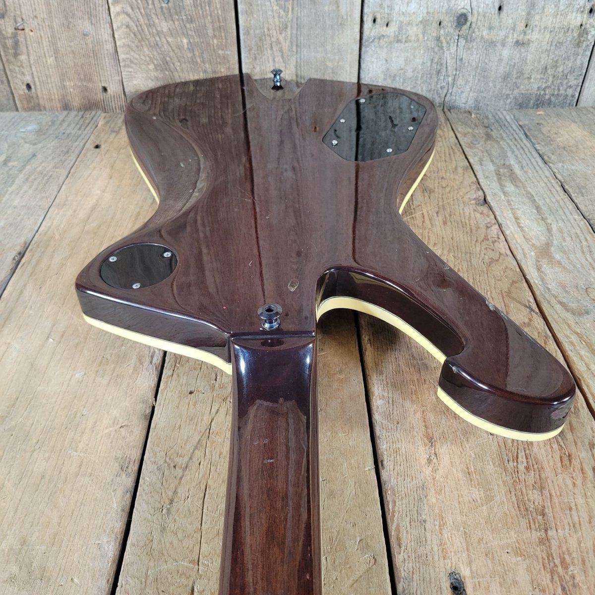 Ibanez Artist 2663 Iceman 1975 Sunburst with original hard case - Mahar's Vintage Guitars