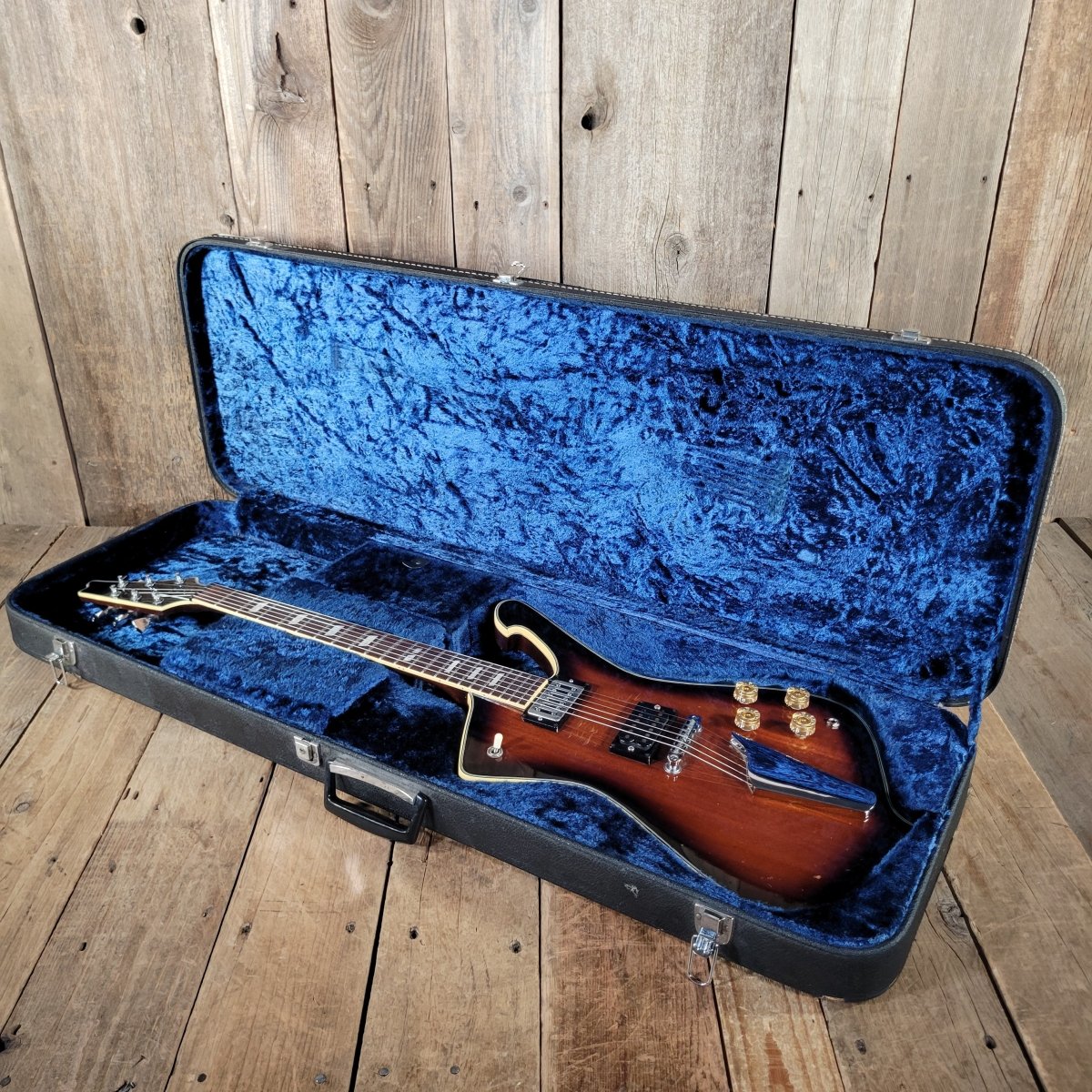 Ibanez Artist 2663 Iceman 1975 Sunburst with original hard case - Mahar's Vintage Guitars