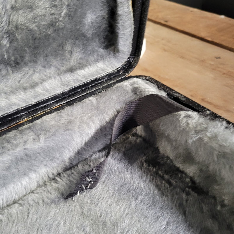 Ibanez Iceman IC300 2002 Black with Original Case - Mahar's Vintage Guitars