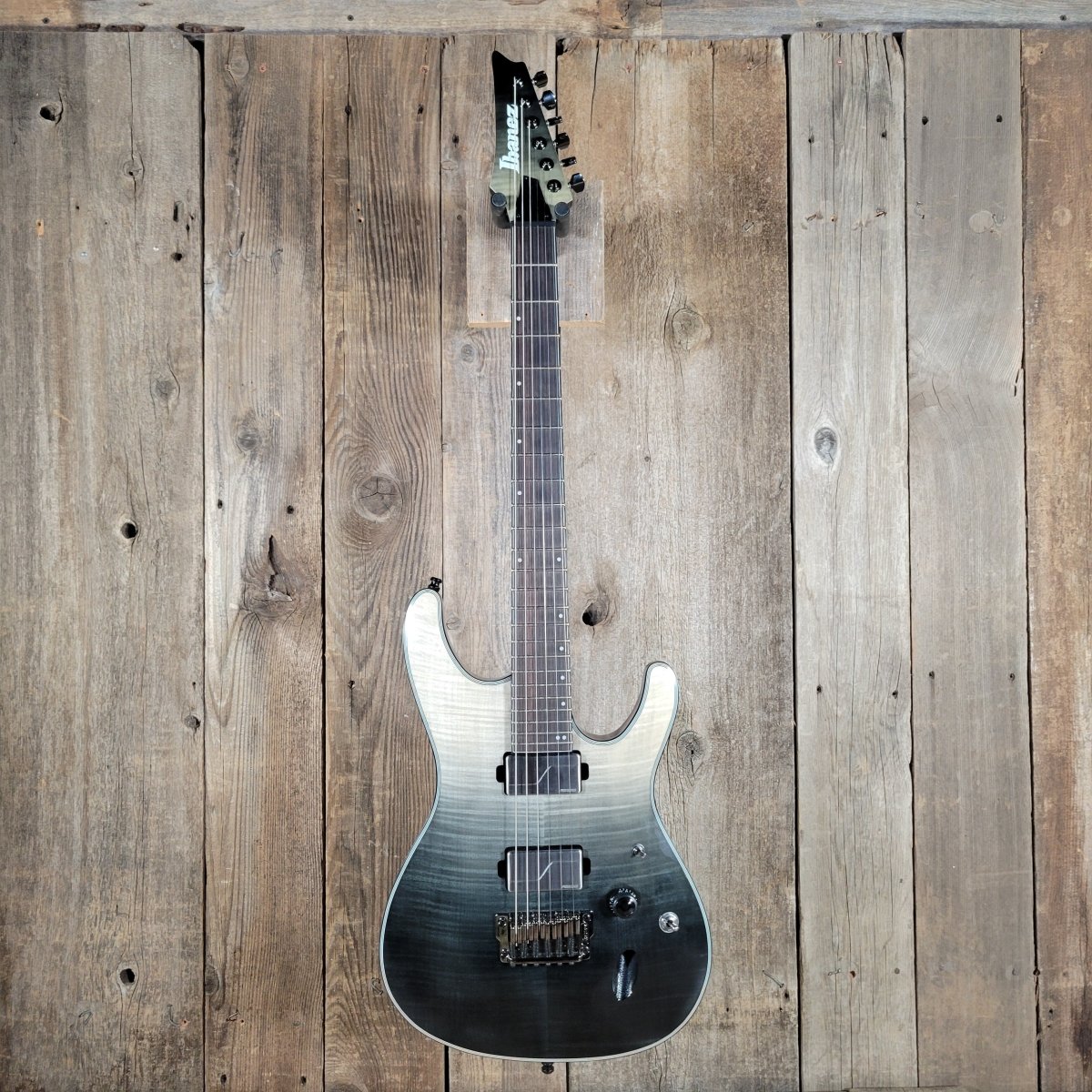 Ibanez S61AL Sabre 2019 – Mint Condition Electric Guitar with Original Case - Mahar's Vintage Guitars