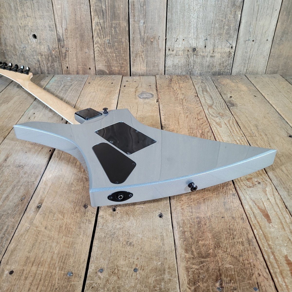 Jackson 2015 JS32 Kelly Silver Duncan Invader Near Mint - Mahar's Vintage Guitars
