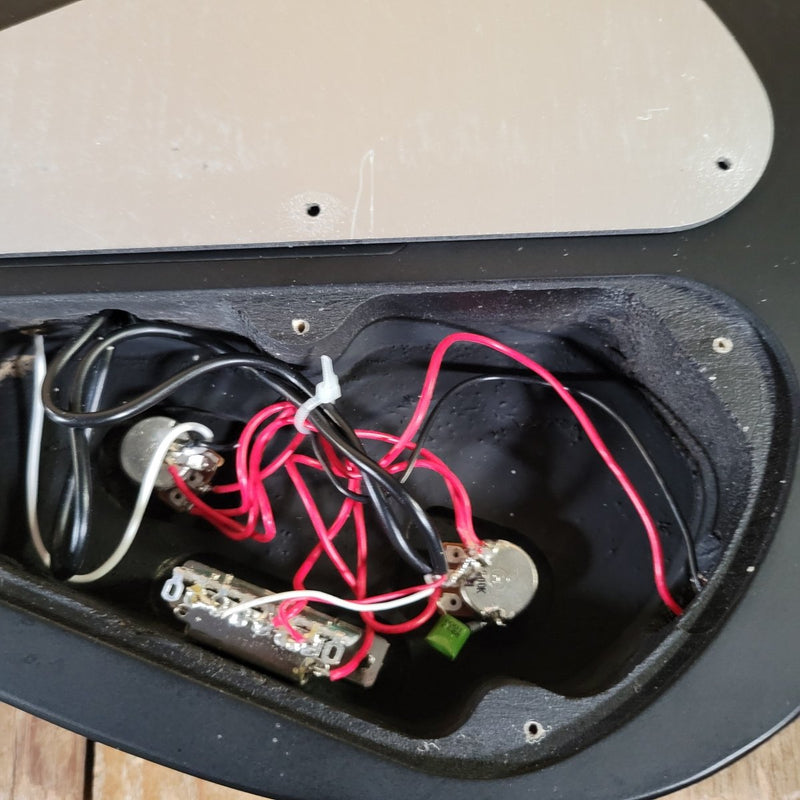 Jackson JS22 DKA Archtop 2H Satin Black 2018 w/ Gig Bag - Mahar's Vintage Guitars