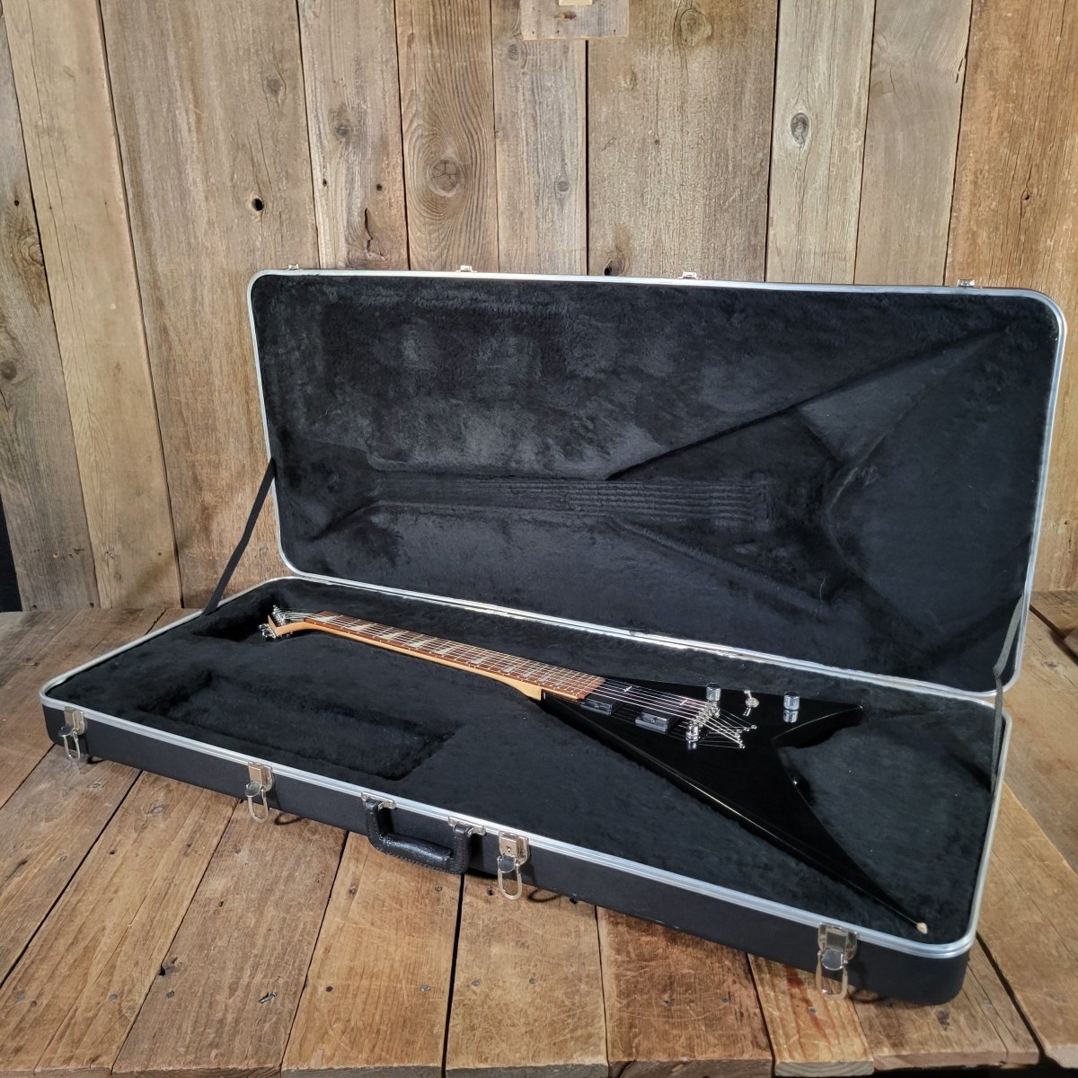 Jackson JS30RR Randy Rhoads V 2009 | Mahar's Vintage Guitars