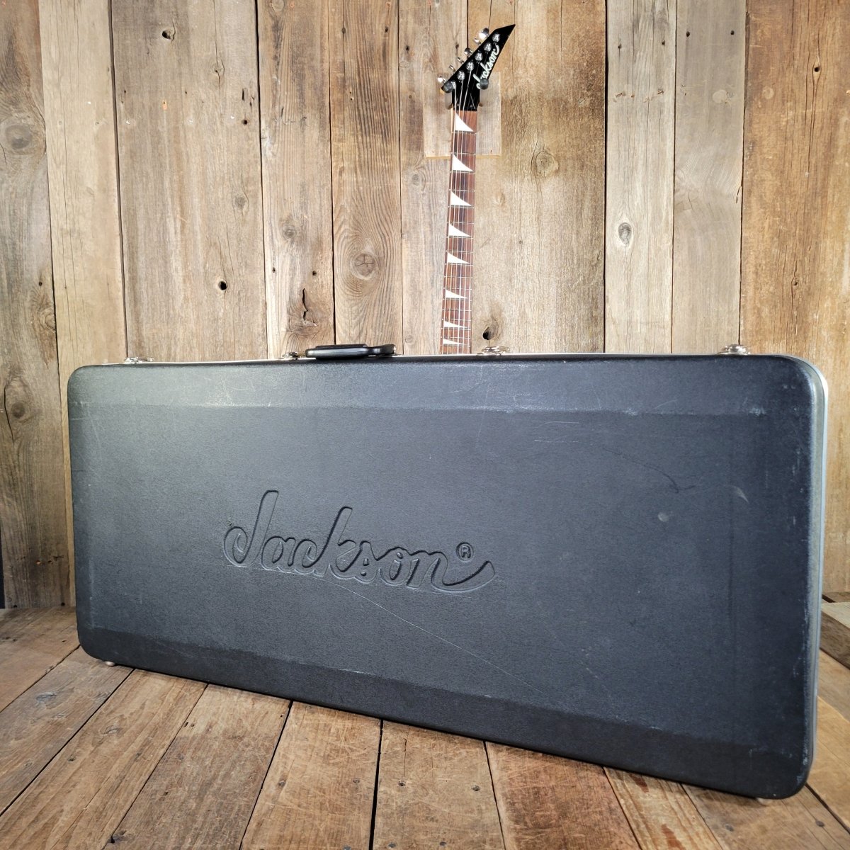 Jackson JS30RR Randy Rhodes V 2009 Black w/Jackson Molded Case - Mahar's Vintage Guitars
