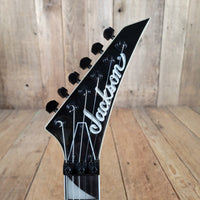 Jackson JS32 King V 2016 Black w/Duncan Invader & Original Case - Mahar's Vintage Guitars