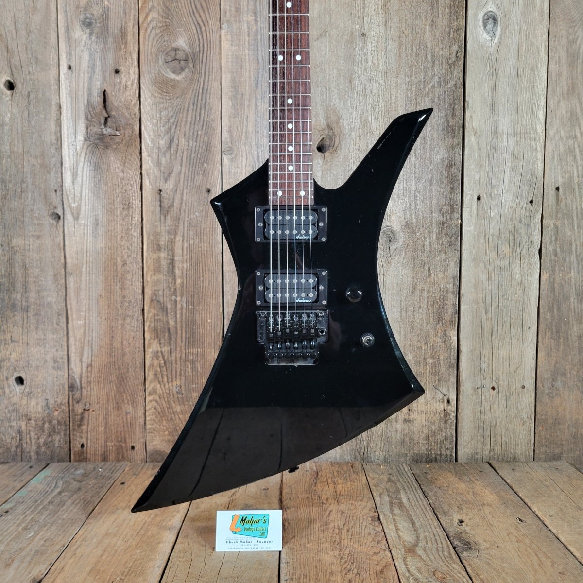 Jackson Performer Series Kelly MIJ 1996 Black w/Jackson Molded Case, Good - Mahar's Vintage Guitars
