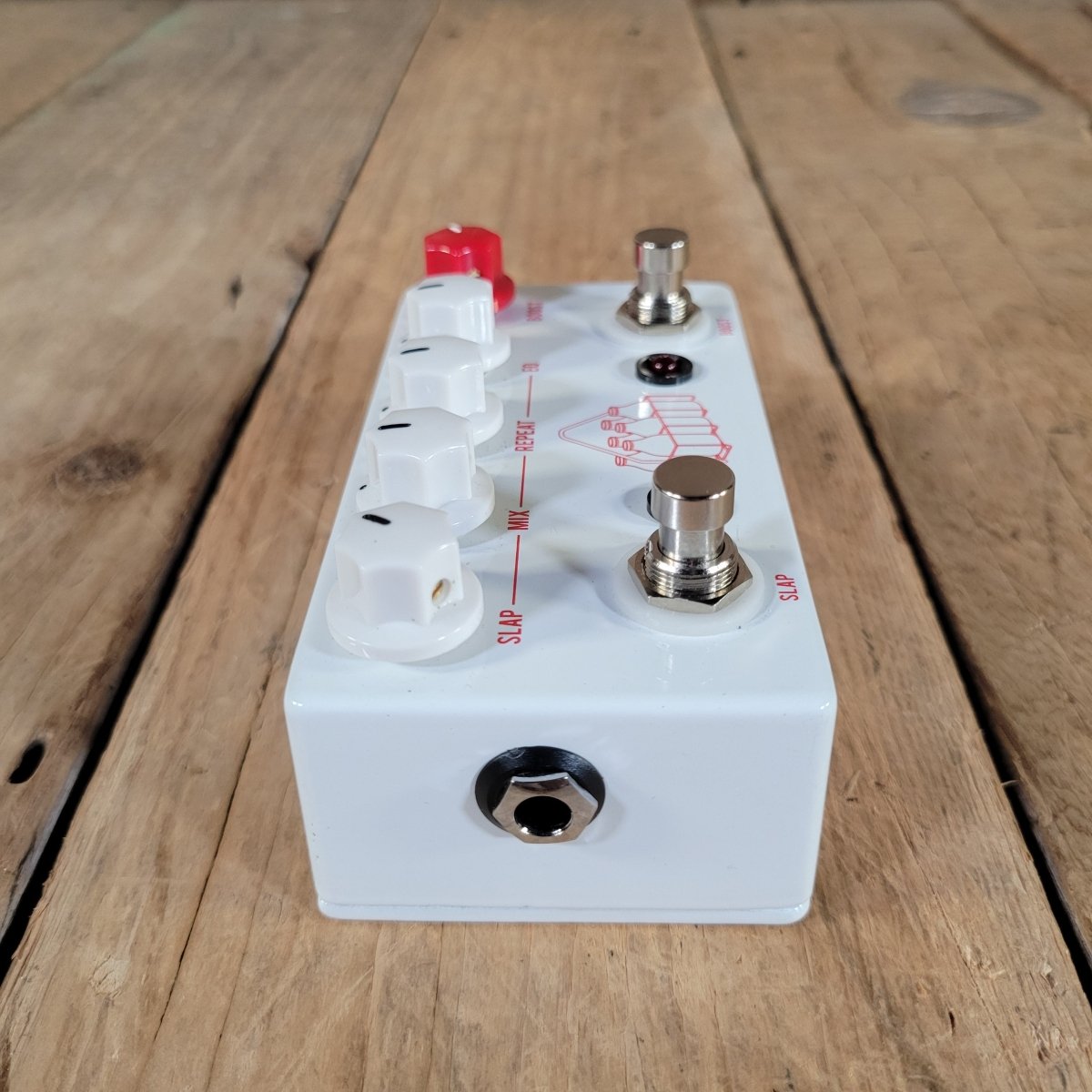 JHS 2017 The Milkman Echo Slap Delay Boost Pedal In Box, Excellent - Mahar's Vintage Guitars