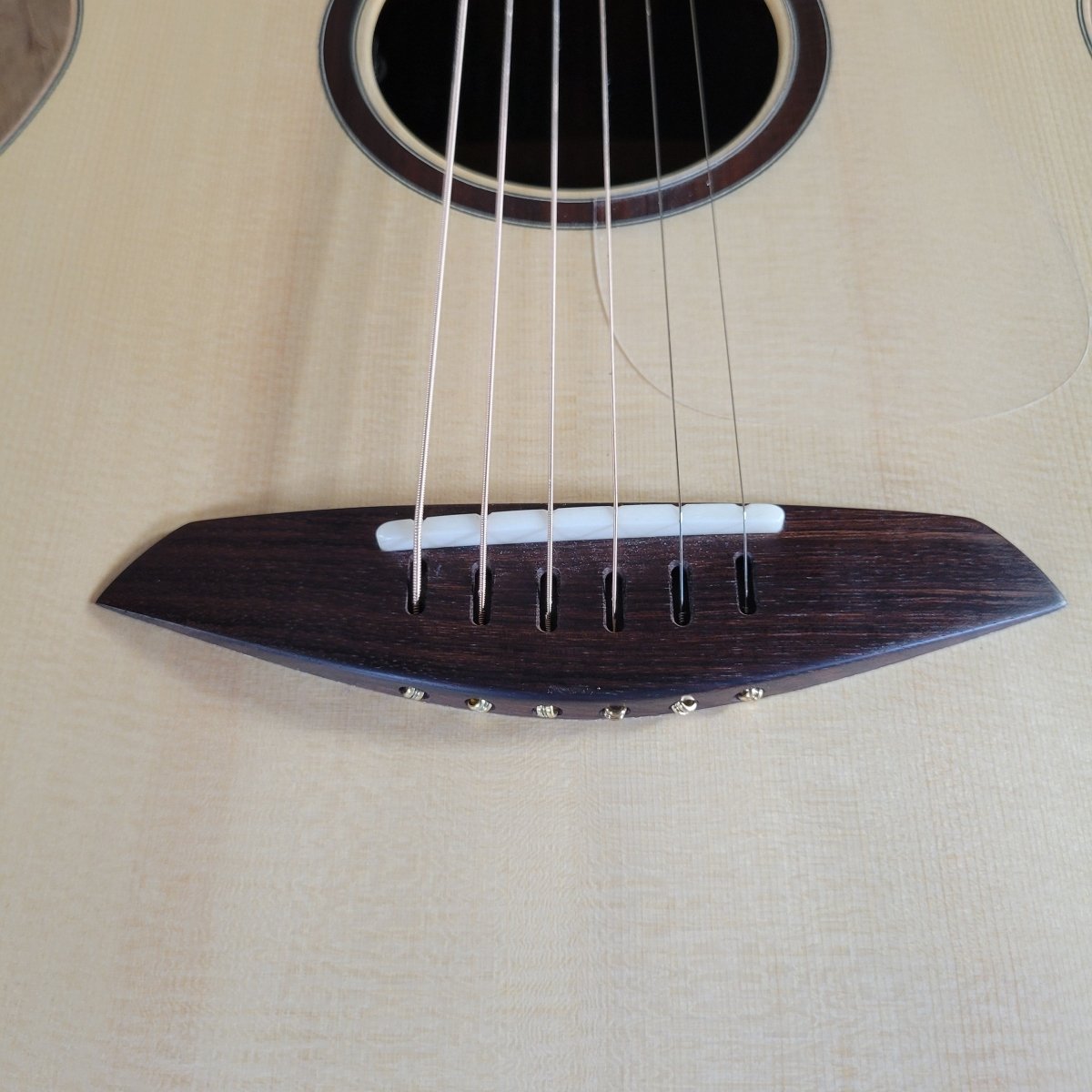 JKM 514 Grand Auditorium 2023 Rosewood Sides/Back Irish Made w/Molded Case - Mahar's Vintage Guitars