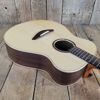 JKM 514 Grand Auditorium 2023 Rosewood Sides/Back Irish Made w/Molded Case - Mahar's Vintage Guitars