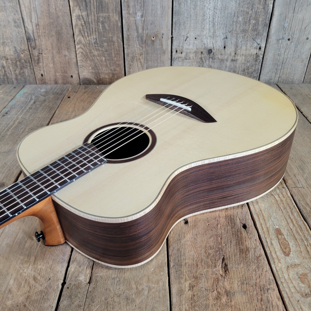 JKM 514 Grand Auditorium 2023 Rosewood Sides/Back Irish Made w/Molded Case - Mahar's Vintage Guitars