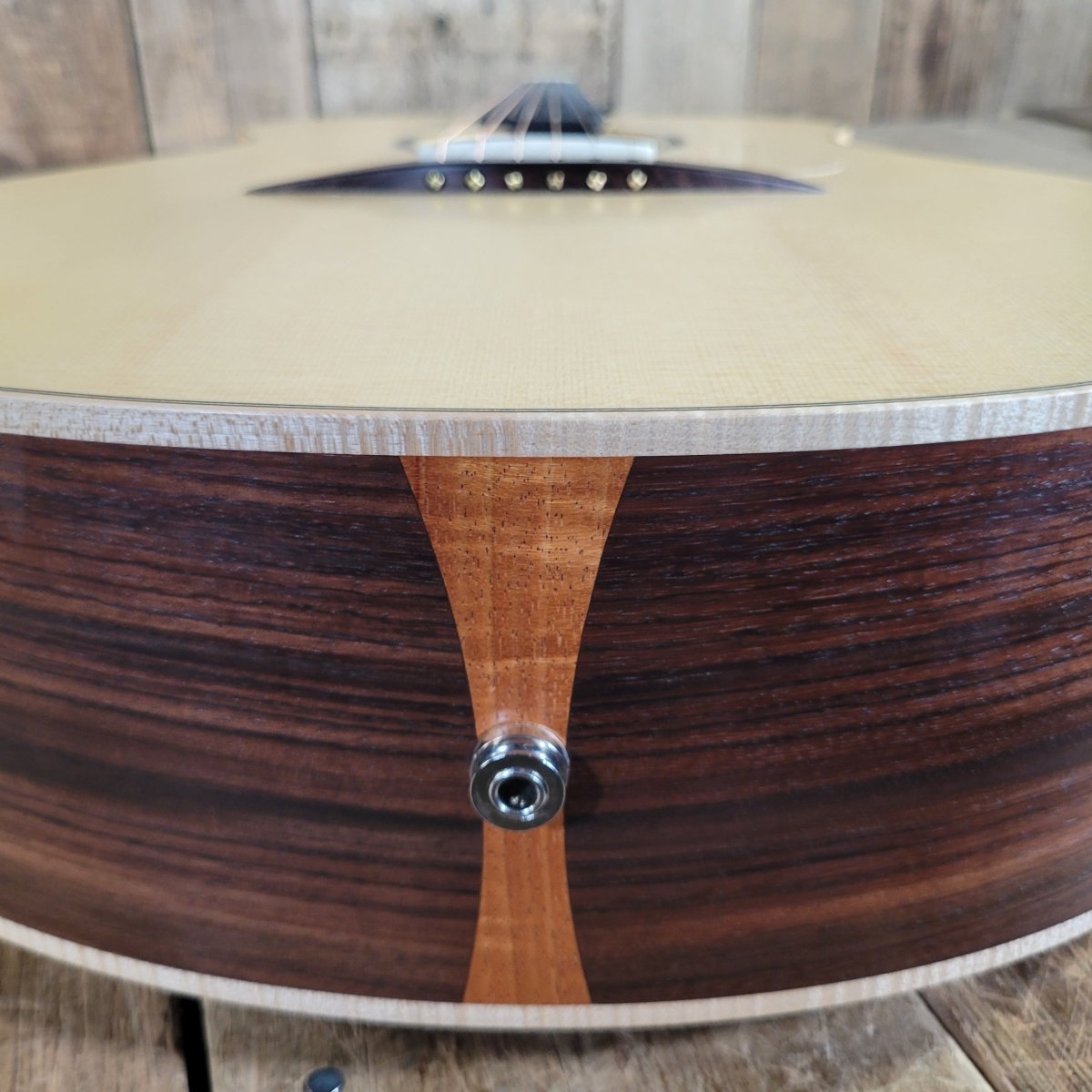 JKM 514 Grand Auditorium 2023 Rosewood Sides/Back Irish Made w/Molded Case - Mahar's Vintage Guitars