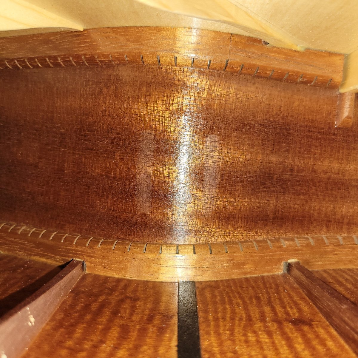 Julian Gaffney Modified Dreadnought 2019 Fiddleback Mahogany & Sitka Spruce - Mahar's Vintage Guitars