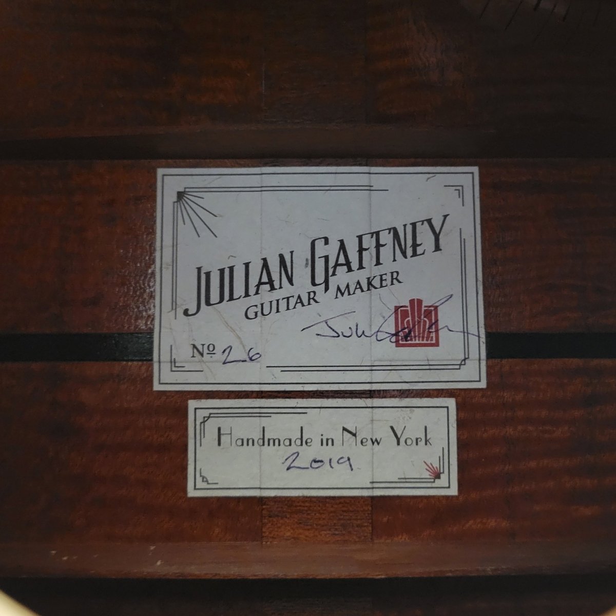 Julian Gaffney Modified Dreadnought 2019 Fiddleback Mahogany & Sitka Spruce - Mahar's Vintage Guitars