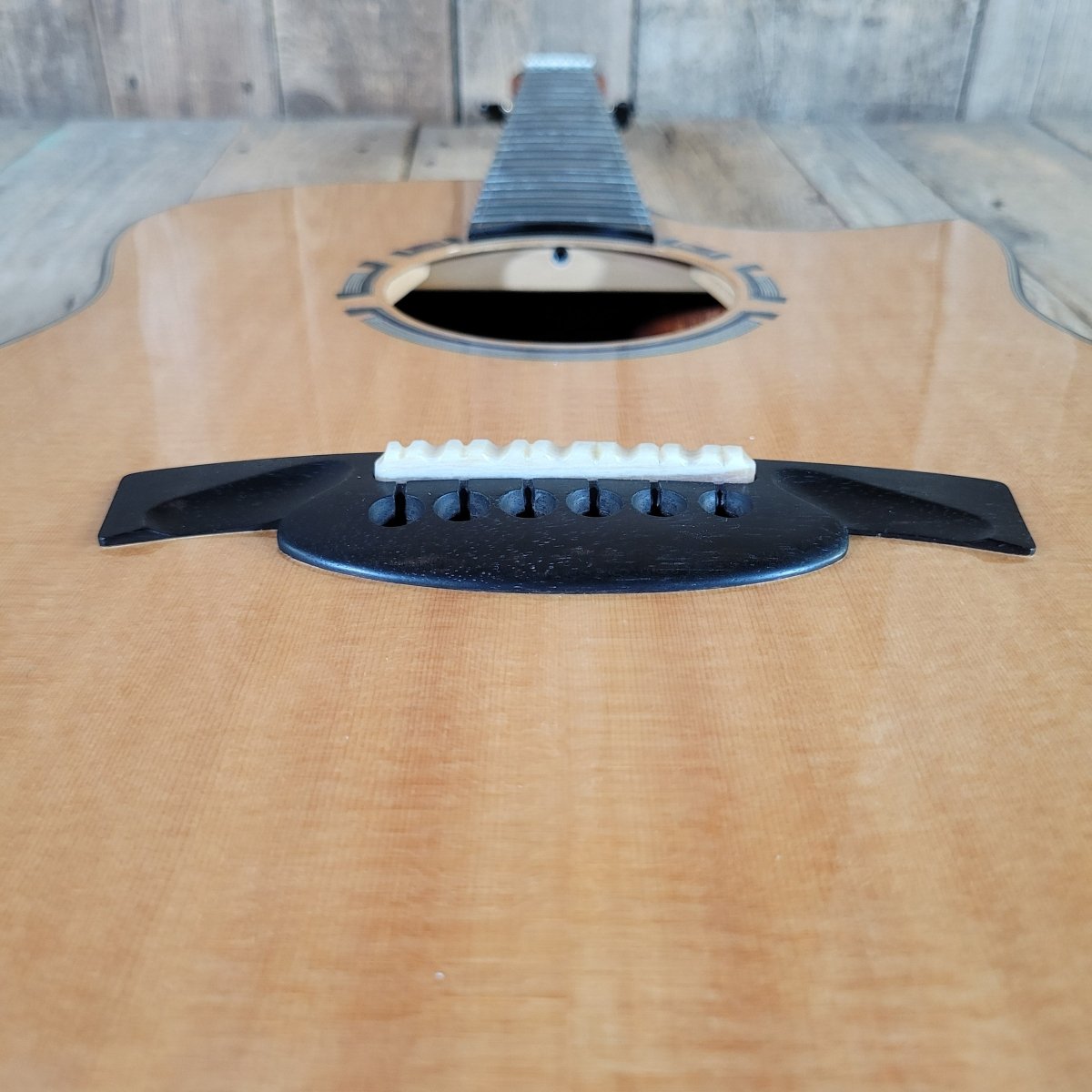 Julian Gaffney Modified Dreadnought 2019 Fiddleback Mahogany & Sitka Spruce - Mahar's Vintage Guitars