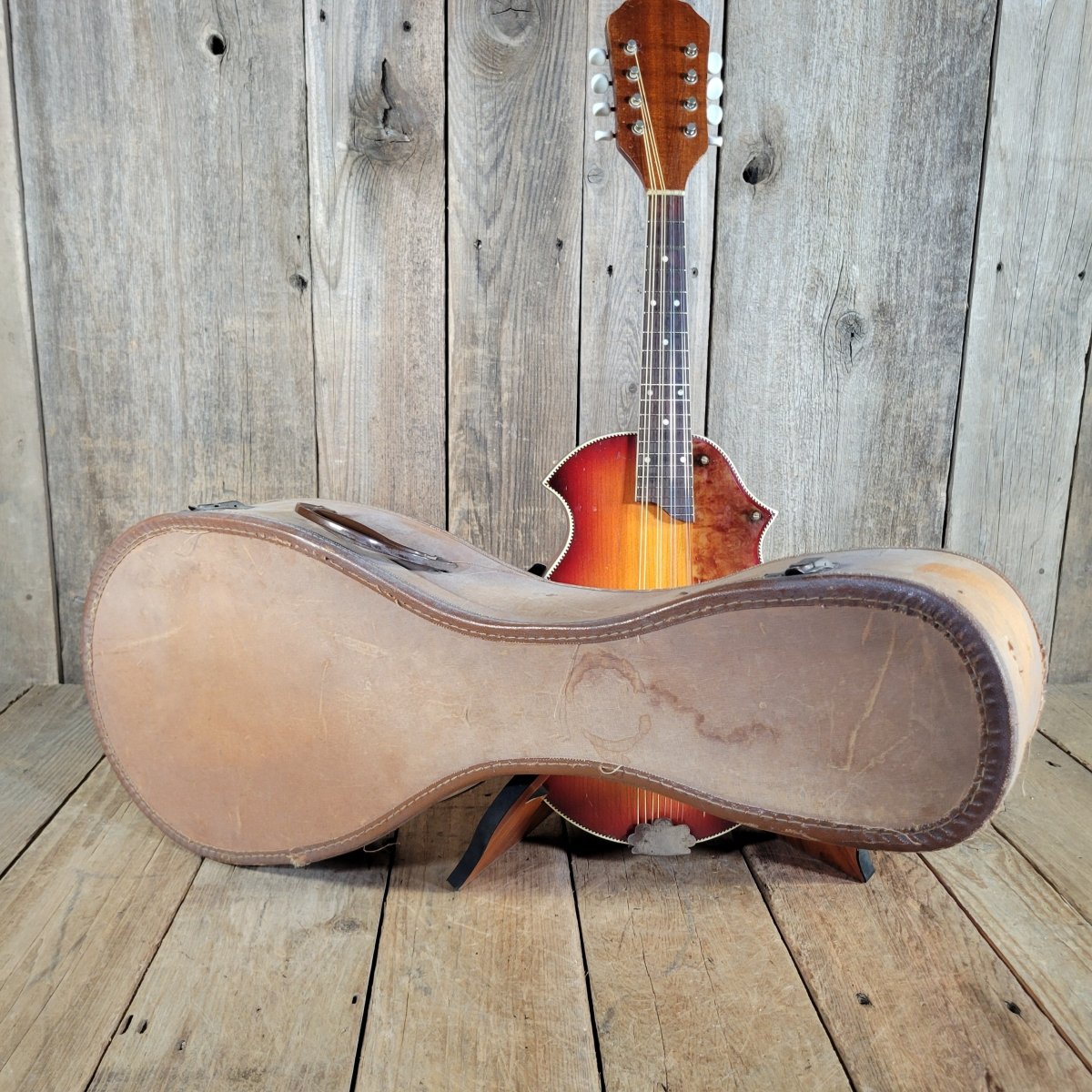 Kay 1950s Venetian Mandolin Sunburst w/ Geib Case Very Good - Mahar's Vintage Guitars