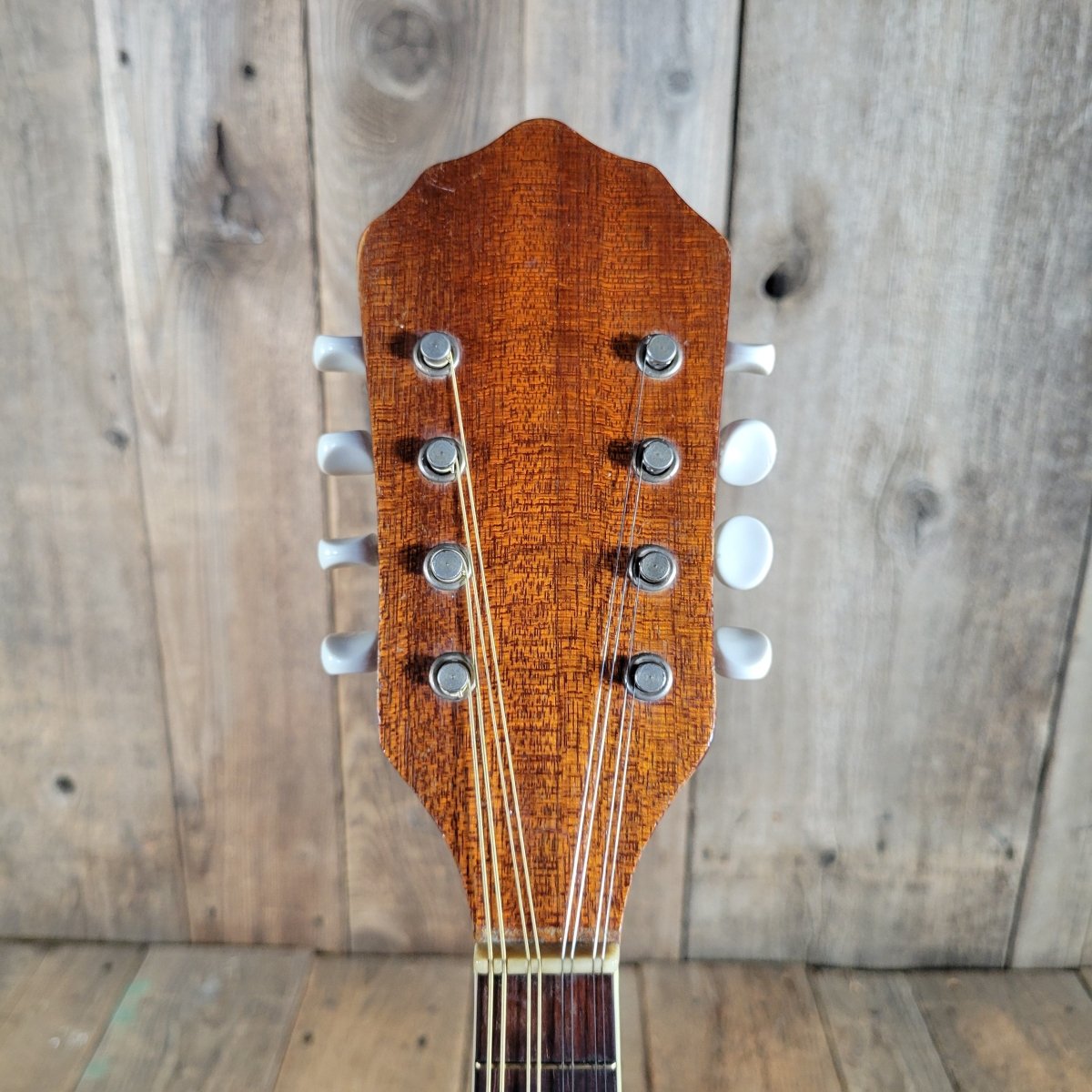 Kay 1950s Venetian Mandolin Sunburst w/ Geib Case Very Good - Mahar's Vintage Guitars