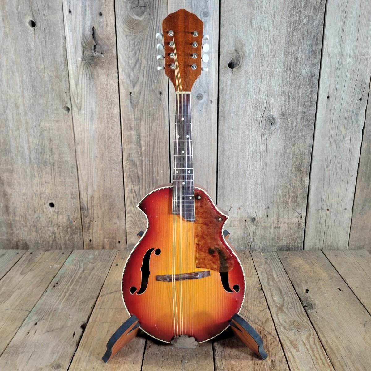 Kay 1950s Venetian Mandolin Sunburst w/ Geib Case Very Good - Mahar's Vintage Guitars