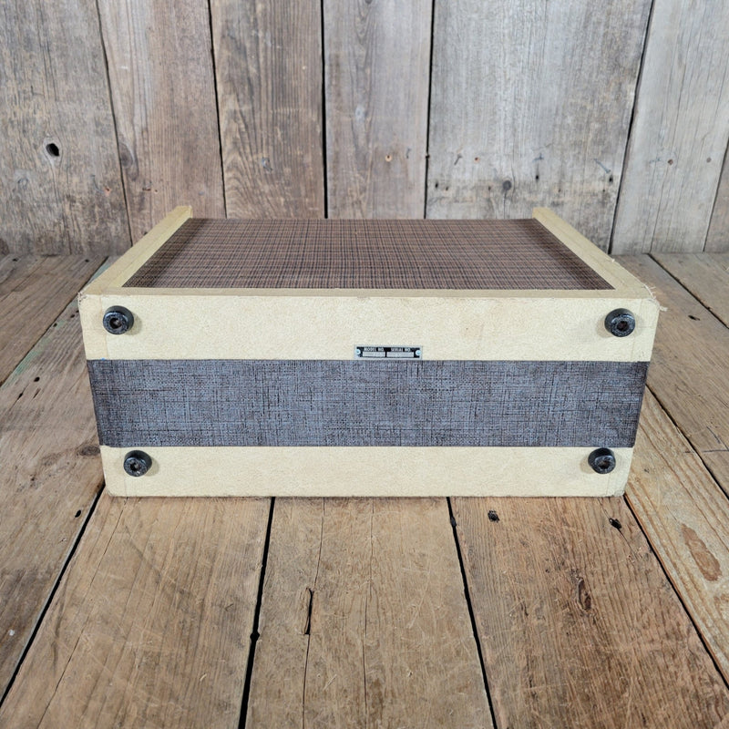 Kay Vanguard Model 700 Transistor Amp 1963 - Mahar's Vintage Guitars