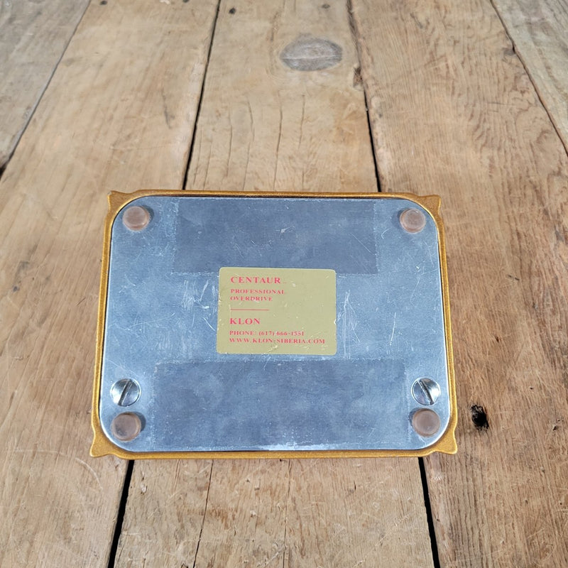 Klon Centaur Gold Horsie Short Tail 2000 with original paperwork - Mahar's Vintage Guitars