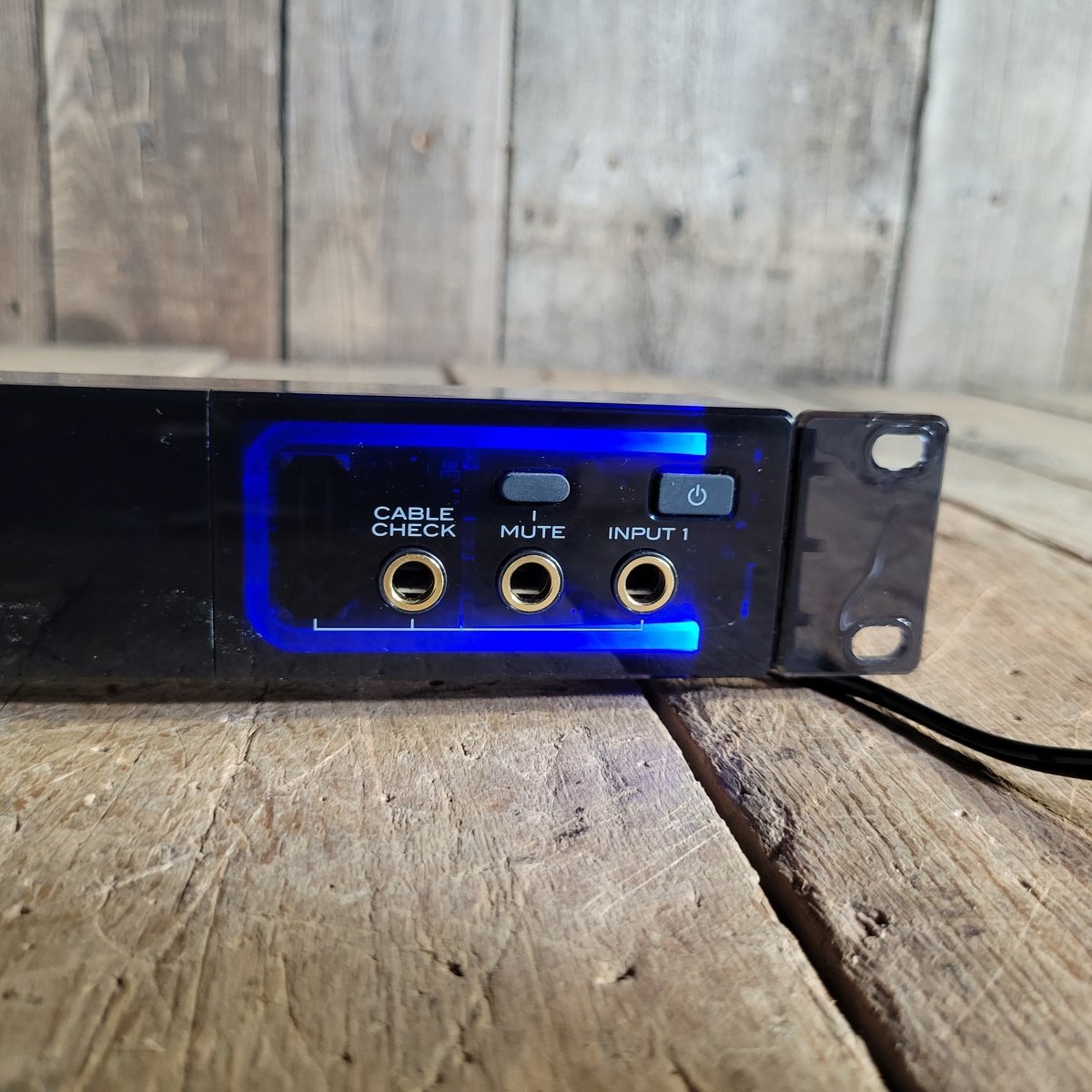 Korg Pitchback Pro PB-05 Rackmount Tuner - Mahar's Vintage Guitars