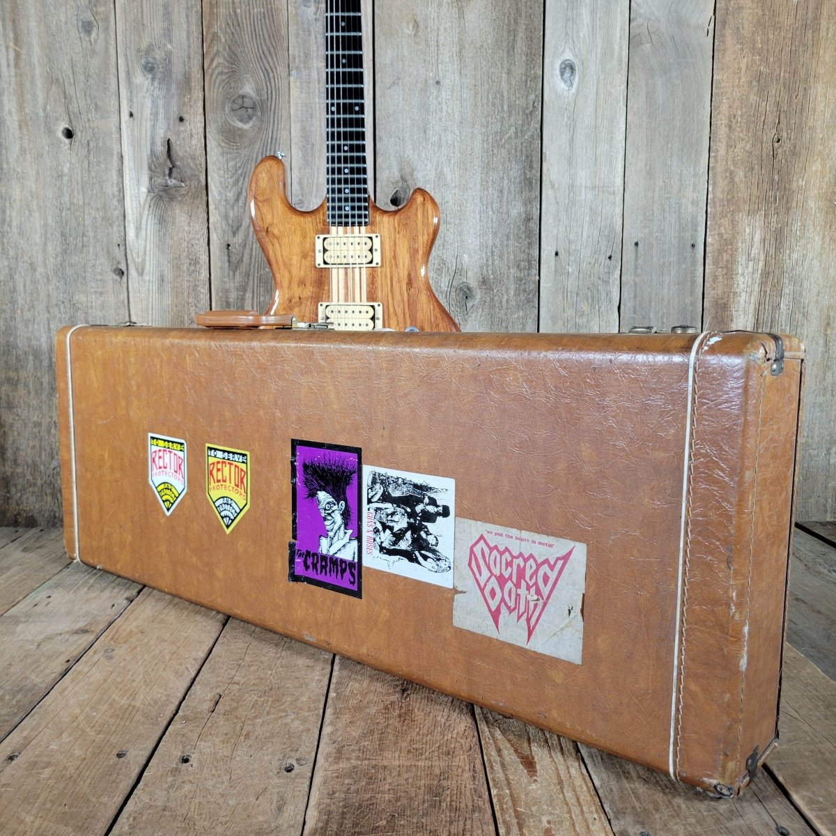 Kramer DMZ 2000 – 1979 Vintage Aluminum Neck Guitar, 100% Original w/ Case - Mahar's Vintage Guitars