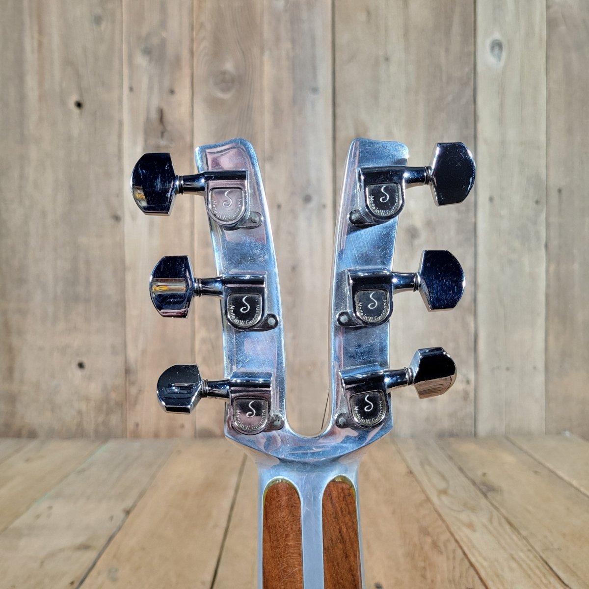 Kramer DMZ 2000 – 1979 Vintage Aluminum Neck Guitar, 100% Original w/ Case - Mahar's Vintage Guitars