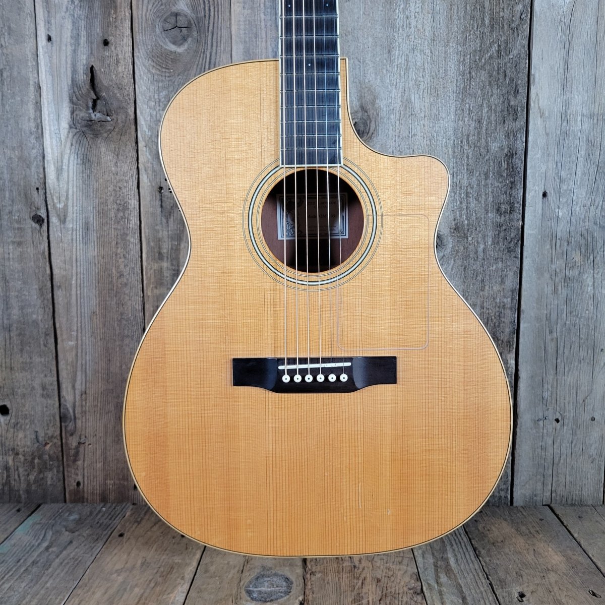 Larrivee OMV - 03 Mahogany 2004 w/ Pickup & Hard Case - Mahar's Vintage Guitars