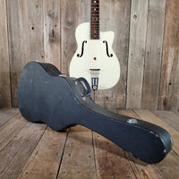 Maccaferri G30 1950s With Paperwork and Hard Case - Mahar's Vintage Guitars
