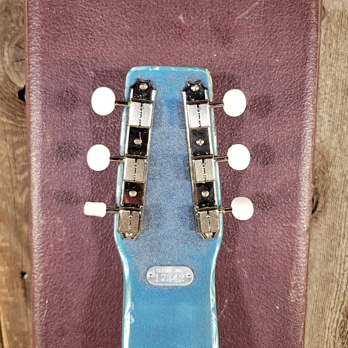 Magnatone 1951 Blue Pearloid MOTS Lap Steel w/ Case - Mahar's Vintage Guitars