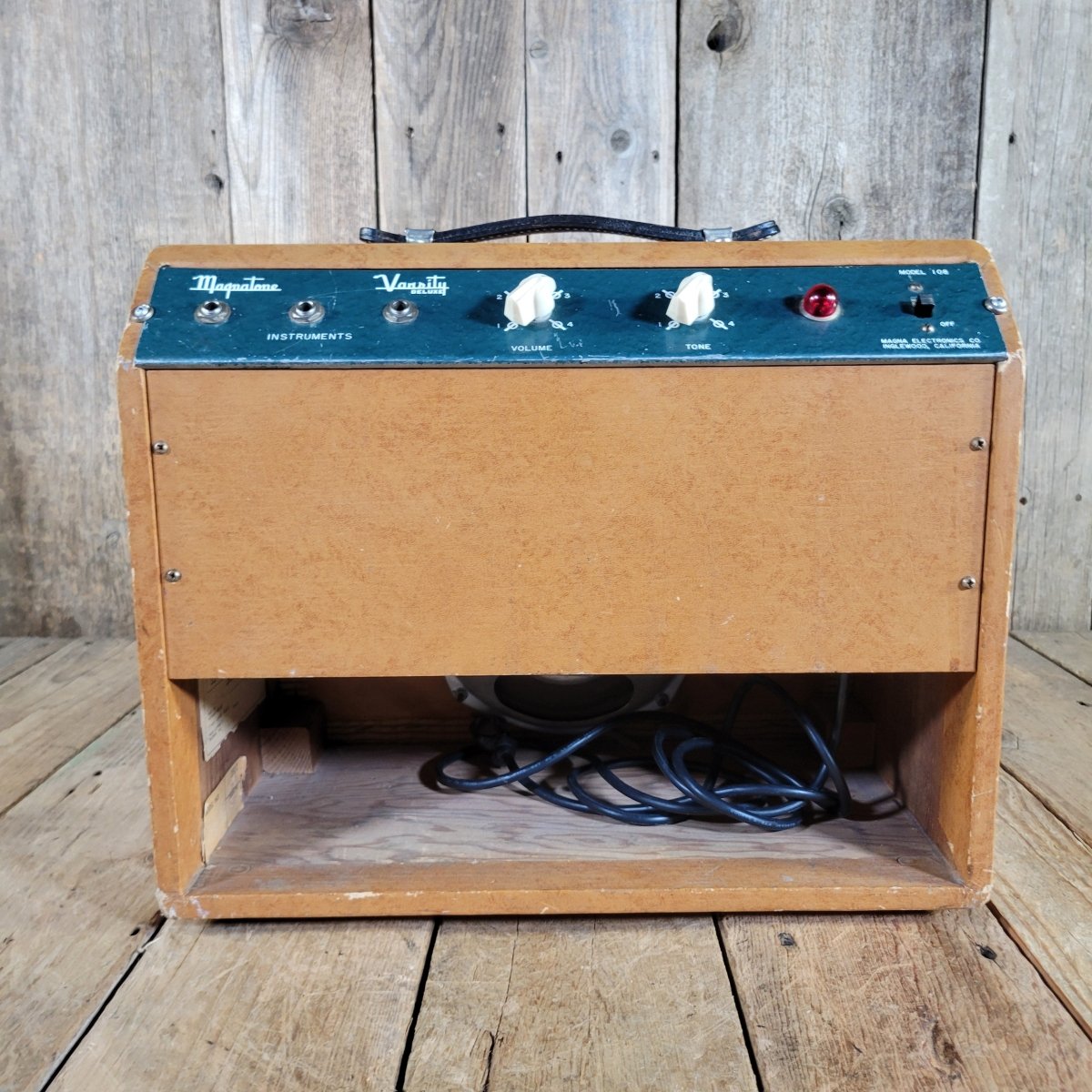 Magnatone 1967 Varsity Deluxe Model 108 Vintage Tube Amp - Mahar's Vintage Guitars