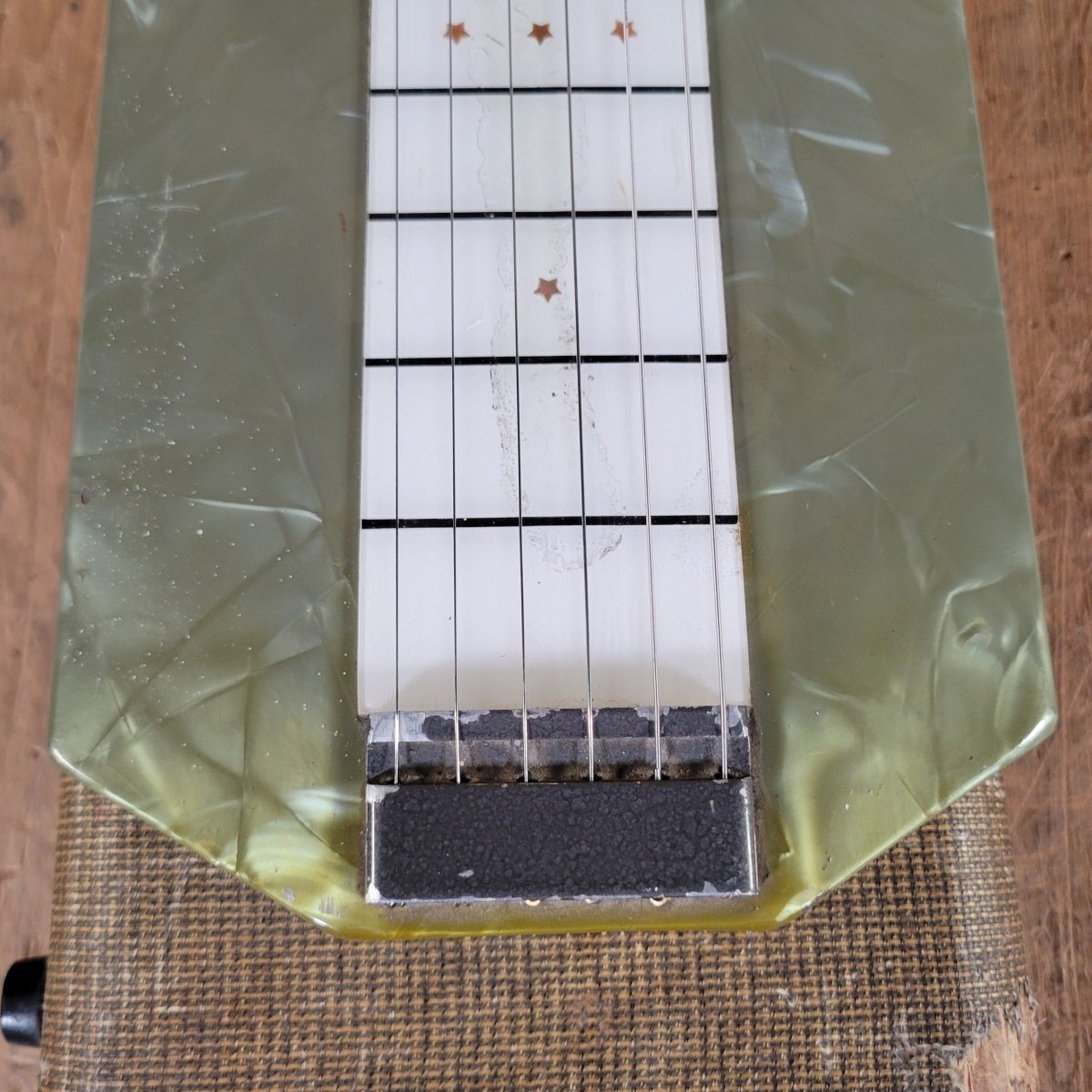 Magnatone Melodier Lap Steel 1950s Grey Pearloid — w/ Case - Mahar's Vintage Guitars