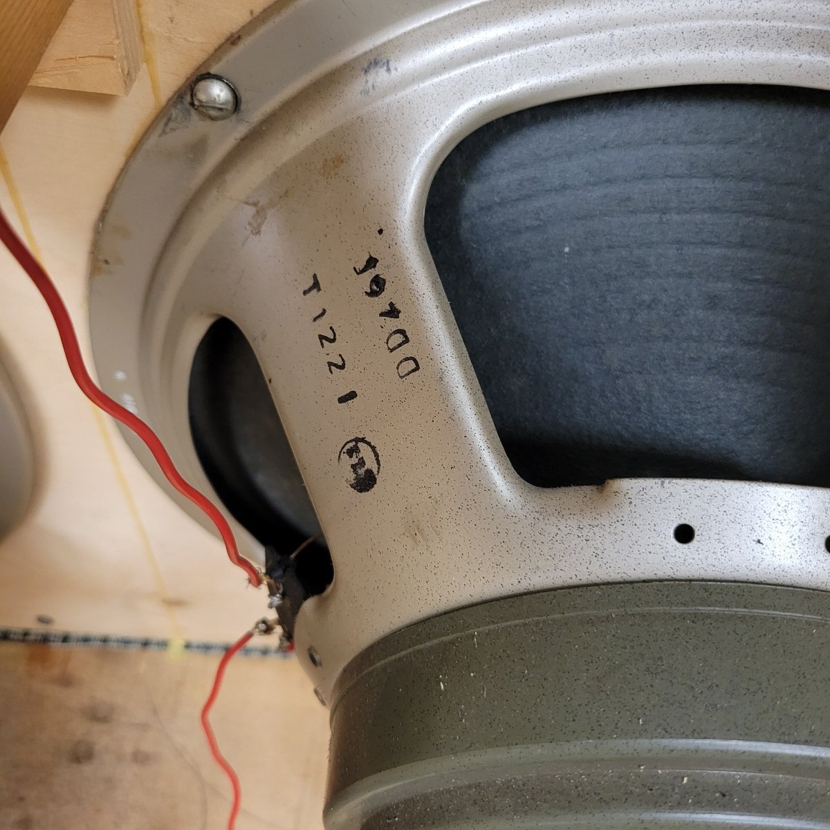 Marshall 1960b 4x12 cab 1972 - Mahar's Vintage Guitars