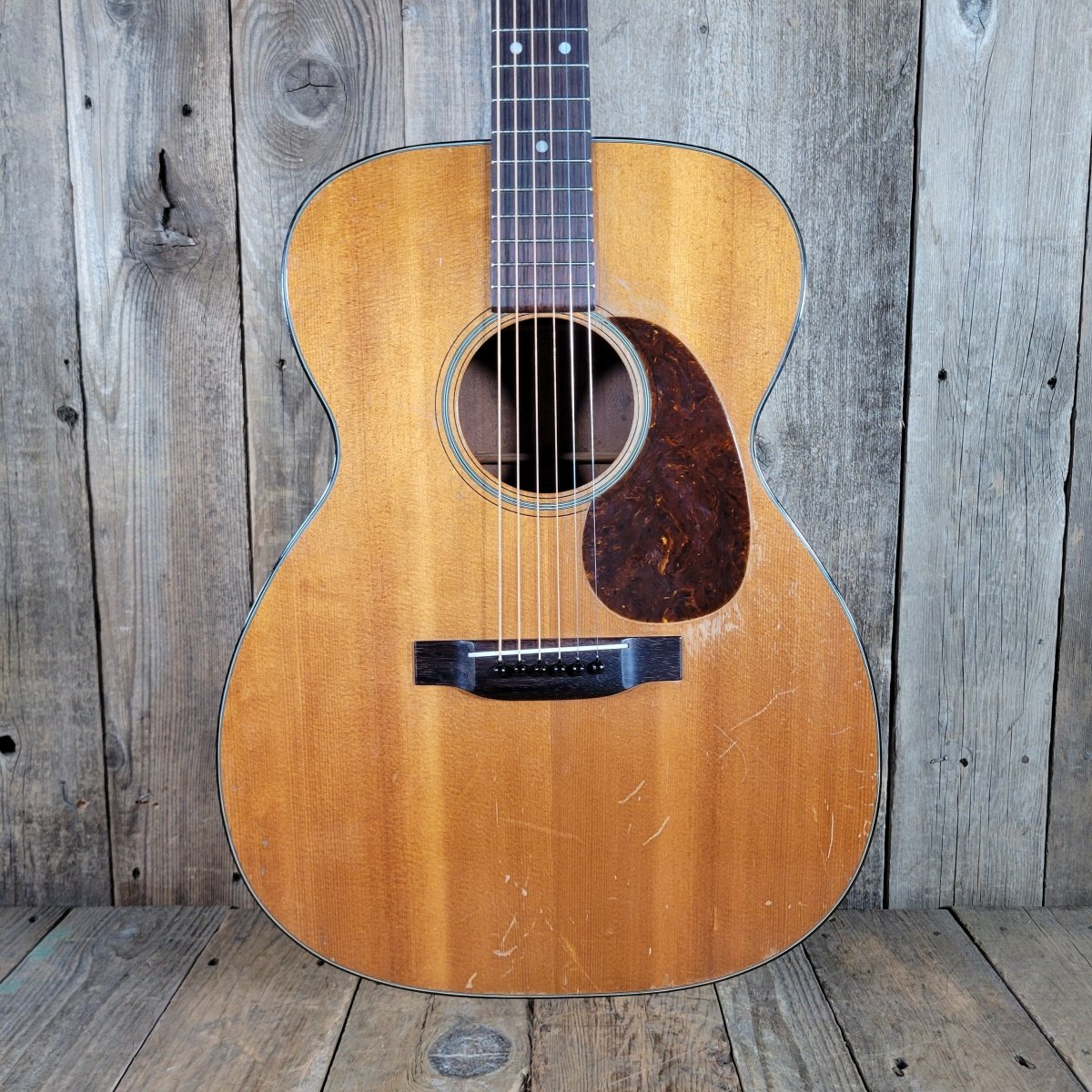 Martin 000 - 18 1946 — Tapered Bracing, Neck Reset, Refret - Mahar's Vintage Guitars