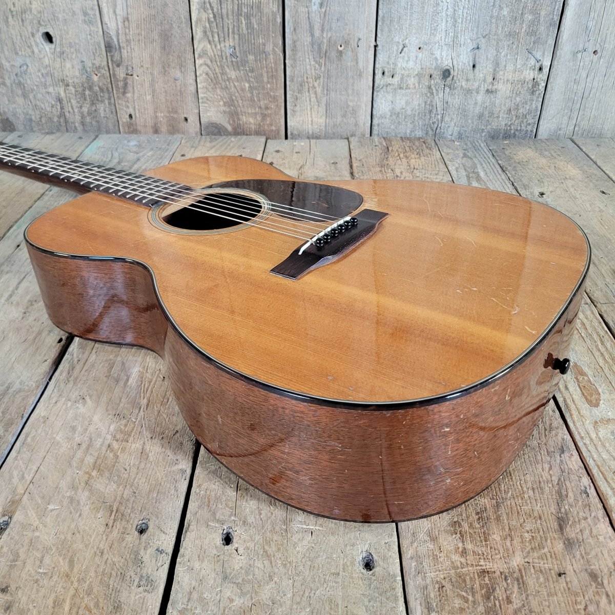 Martin 000 - 18 1946 — Tapered Bracing, Neck Reset, Refret - Mahar's Vintage Guitars