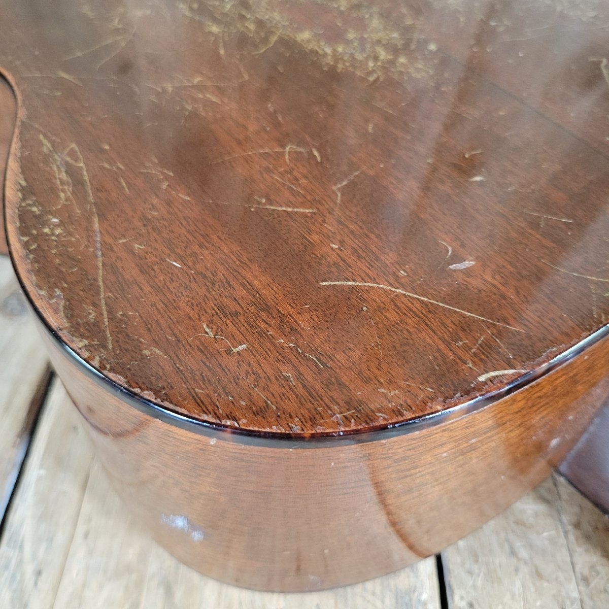 Martin 000 - 18 1946 — Tapered Bracing, Neck Reset, Refret - Mahar's Vintage Guitars