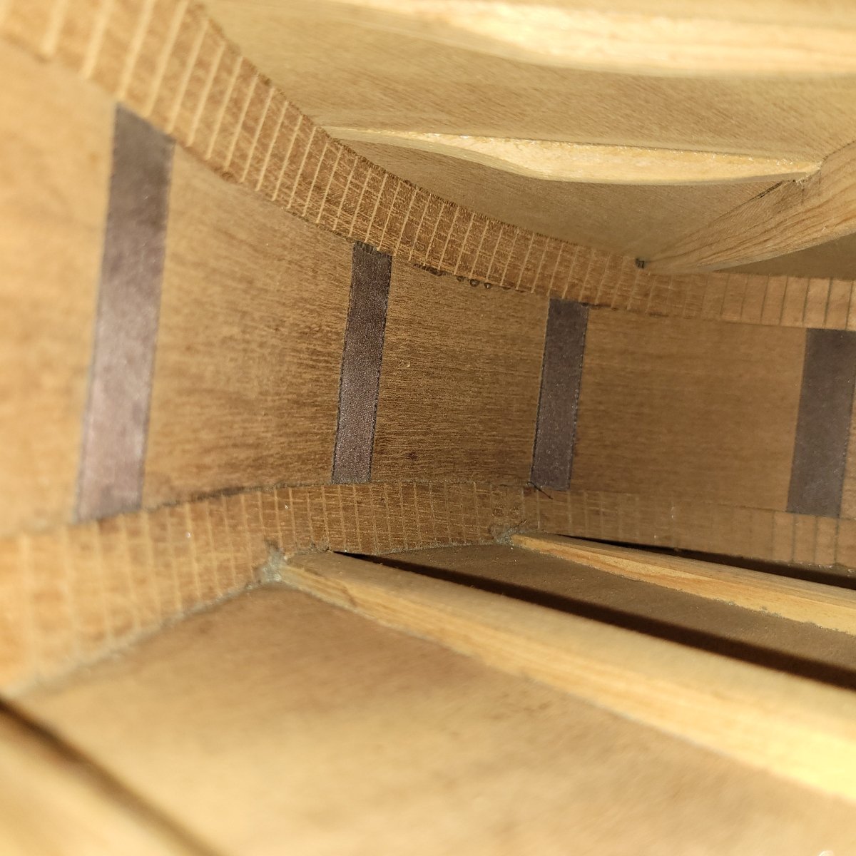 Martin 000 - 18 1946 — Tapered Bracing, Neck Reset, Refret - Mahar's Vintage Guitars