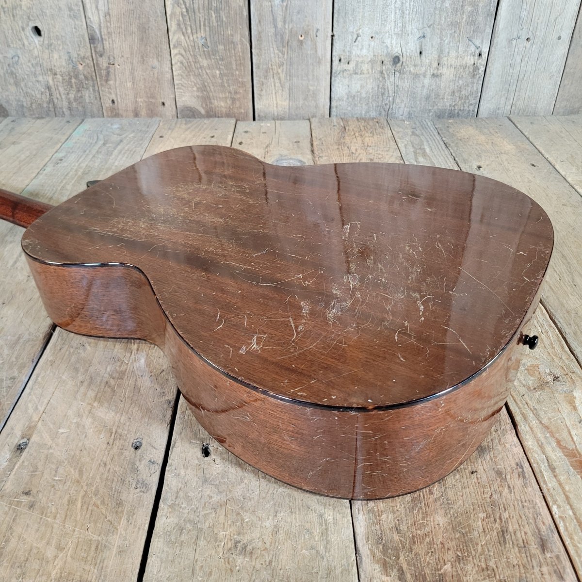 Martin 000 - 18 1946 — Tapered Bracing, Neck Reset, Refret - Mahar's Vintage Guitars