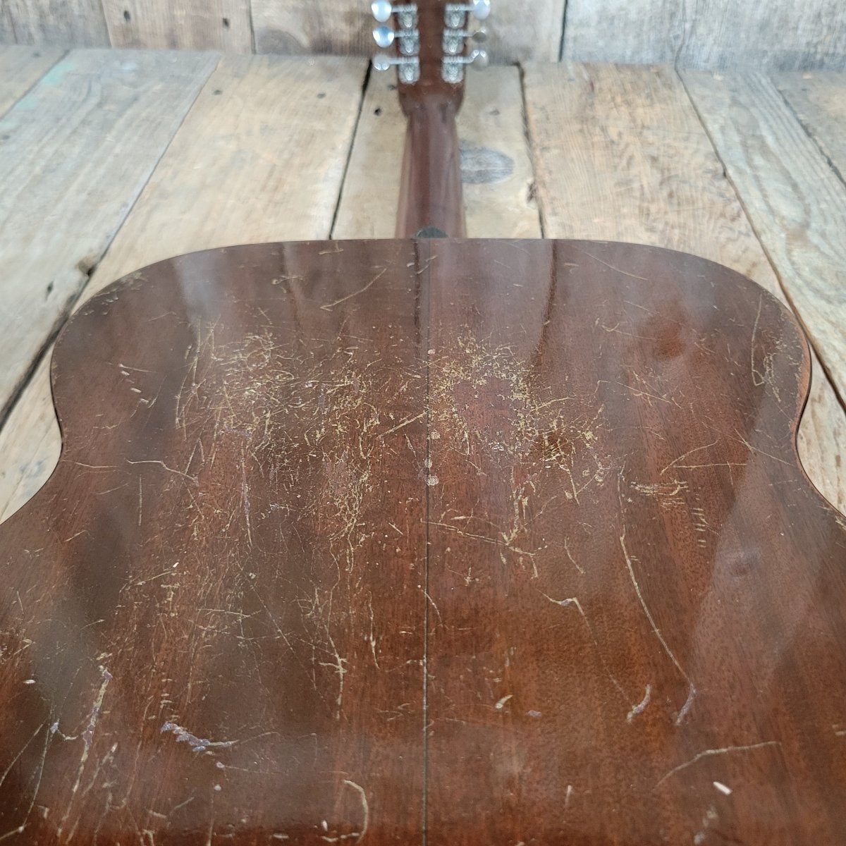 Martin 000 - 18 1946 — Tapered Bracing, Neck Reset, Refret - Mahar's Vintage Guitars