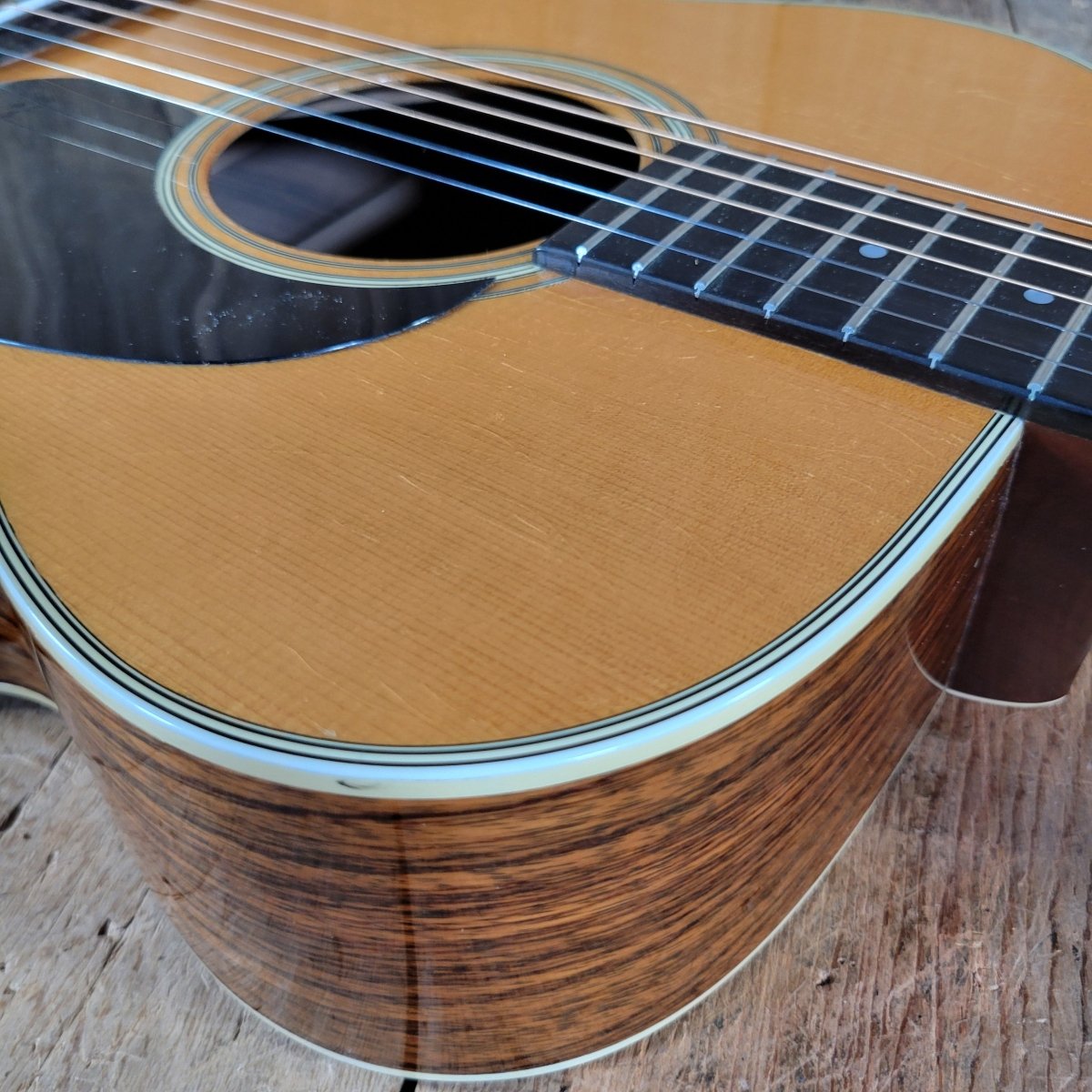 Martin 000 - 28 1975 - Look at the Back! - Mahar's Vintage Guitars