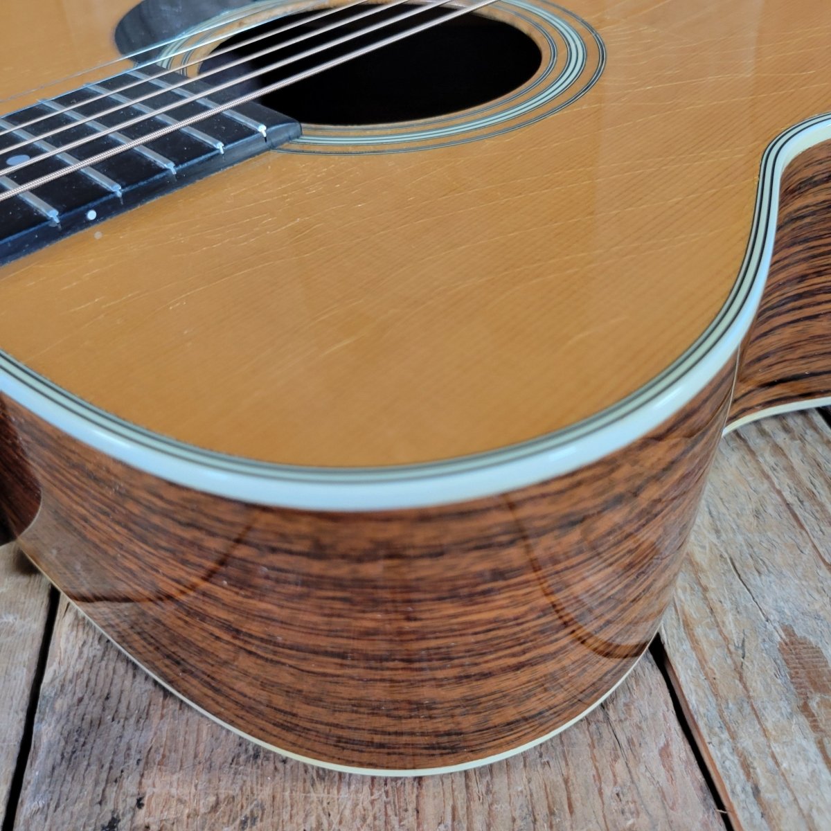 Martin 000 - 28 1975 - Look at the Back! - Mahar's Vintage Guitars