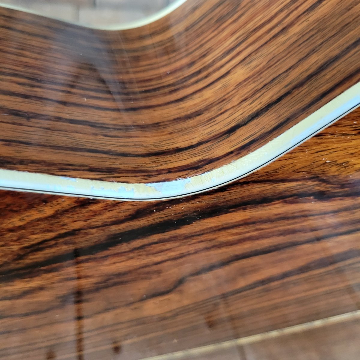 Martin 000 - 28 1975 - Look at the Back! - Mahar's Vintage Guitars